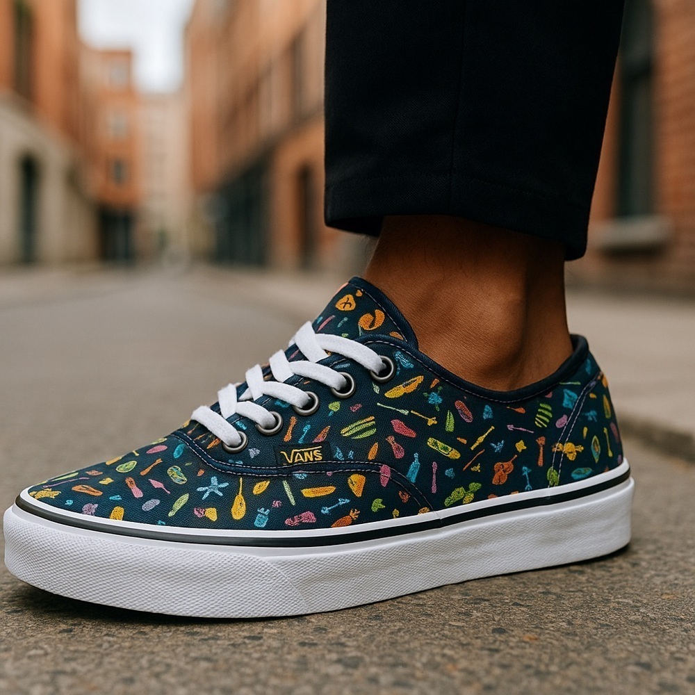 VANS | Authentic TRUTH Black/True White Mens Size 11.5